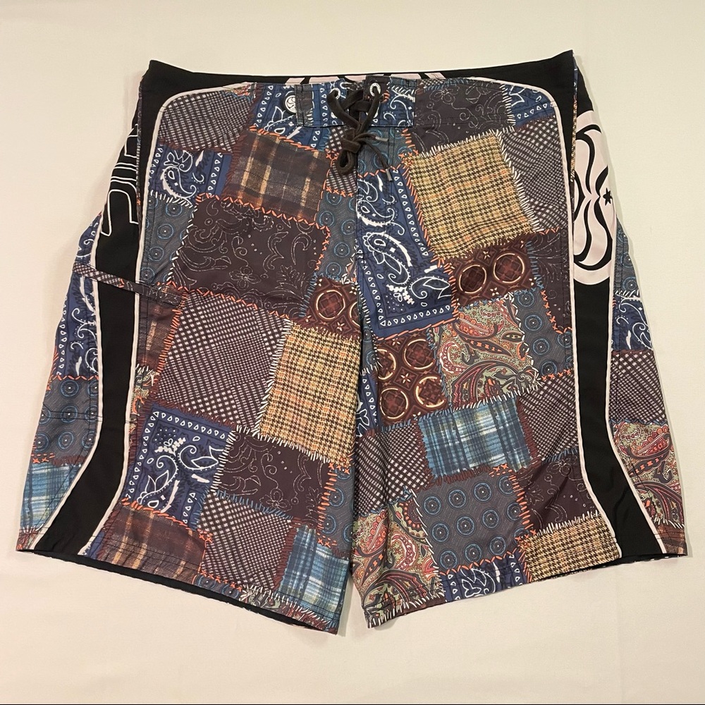 Hawaiian Island Creations HIC Mens Board Shorts Size 38